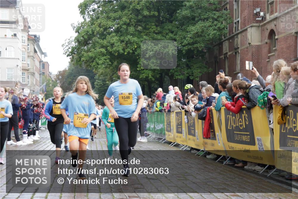 13.09.2026 - Kiel Lauf Yannick Fuchs http://msf.ph/oto/10283063 13.09.2026 08:57:12 Ziel 3665, 5003, 5340, 5719, 5809, 8341, 9542, 10321, 11558, 12215, 12455, 12512, 81, 139, 482, 653, 899, 1222, 1285, 1340, 1544, 2384, 2478, 2479, 2543, 3034, 3161, 3303, 3305, 3520, 3740, 4136, 4188, 4228, 4558, 4680, 4901, 4908, 4925, 5223, 5333, 5597, 6361, 6807, 6903, 7559, 7752, 7927, 8094, 8270, 8424, 9156, 9292, 9307, 9562, 9564, 9826, 9940, 10042, 10213, 10603, 11423, 11495, 11558, 11627, 11986, 12062, 12455, 160, 1546, 1769, 5984, 6459, 7715, 9062, 1285, 3520, 4188 meine-sportfotos.de