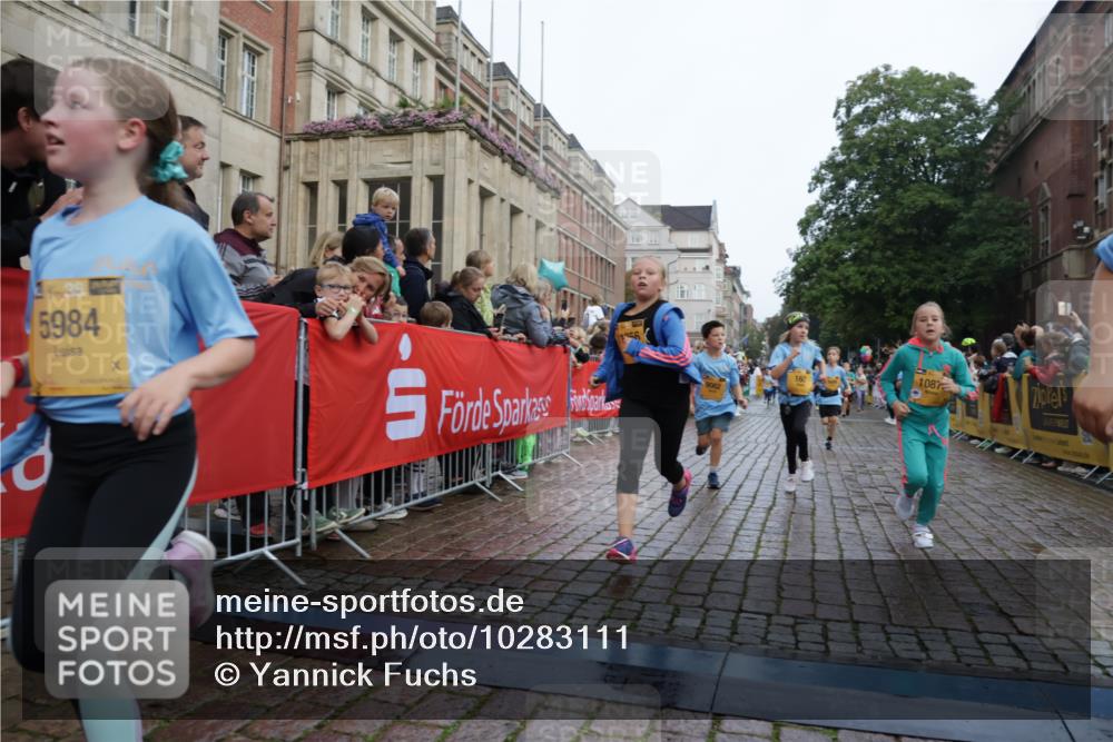 13.09.2026 - Kiel Lauf Yannick Fuchs http://msf.ph/oto/10283111 13.09.2026 08:57:14 Ziel 3382, 5003, 5340, 5719, 5809, 8341, 9542, 10321, 12215, 12512, 81, 139, 482, 653, 899, 1222, 1285, 1340, 1544, 2384, 2478, 2479, 2543, 3034, 3161, 3303, 3305, 3665, 3740, 4136, 4228, 4558, 4680, 4901, 4908, 4925, 5223, 5333, 5340, 5597, 6361, 6807, 6903, 7559, 7752, 7927, 8094, 8270, 8424, 9156, 9292, 9307, 9562, 9564, 9826, 9940, 10042, 10213, 10603, 11423, 11495, 11558, 11627, 11986, 12062, 12455, 160, 1546, 1769, 5006, 5984, 6459, 7715, 9062, 1285, 3520, 4188 meine-sportfotos.de
