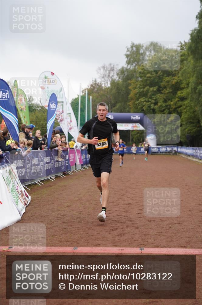 13.09.2026 - Airport Race Dennis Weichert http://msf.ph/oto/10283122 13.09.2026 10:22:03 Ziel 5309, 5368, 5388 meine-sportfotos.de
