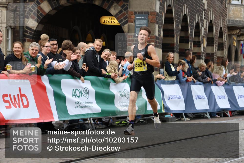 13.09.2026 - 21. swb-Marathon Bremen Strokosch-Dieckow http://msf.ph/oto/10283157 13.09.2026 10:28:57 Ziel 13515, 13547, 13567, 13593, 10597, 13604, 13614 meine-sportfotos.de