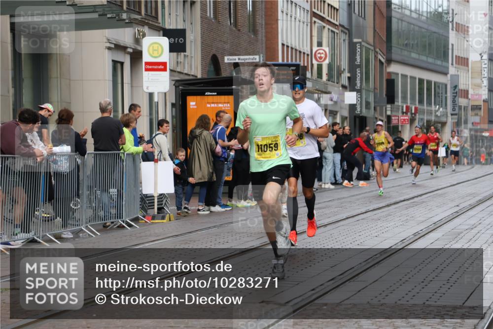 13.09.2026 - 21. swb-Marathon Bremen Strokosch-Dieckow http://msf.ph/oto/10283271 13.09.2026 10:33:30 Ziel 10475, 10797, 11481, 12459, 13530, 13541, 10366, 11059, 11652 meine-sportfotos.de