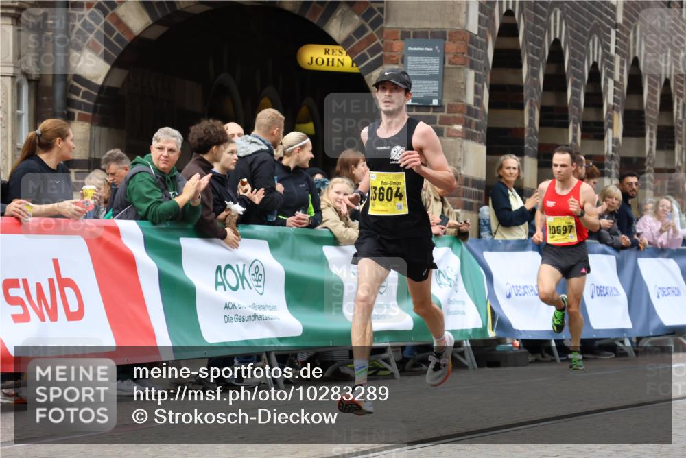13.09.2026 - 21. swb-Marathon Bremen Strokosch-Dieckow http://msf.ph/oto/10283289 13.09.2026 10:29:17 Ziel 13604, 13614, 13624, 13517, 13542, 13557 meine-sportfotos.de