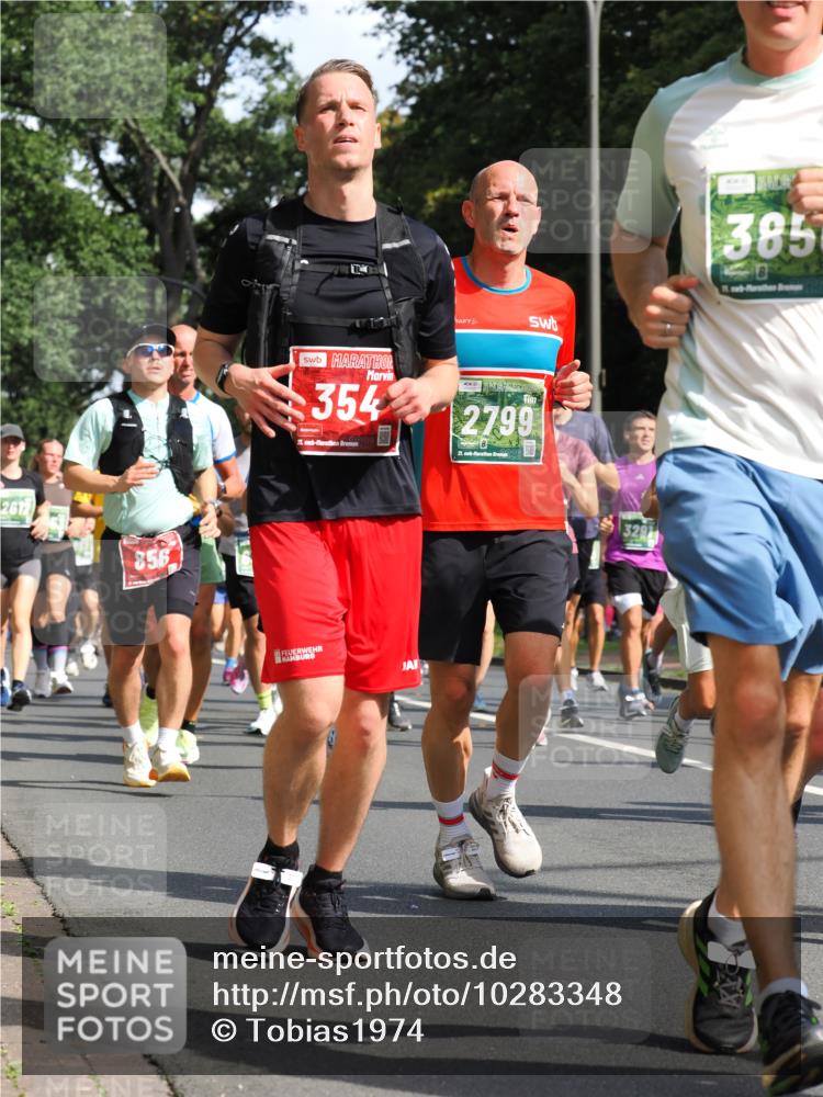 13.09.2026 - 21. swb-Marathon Bremen TobiasT http://msf.ph/oto/10283348 13.09.2026 12:04:34 Laufen 2612, 856, 354, 21, 2799, 21, 26, 3291, 3857 meine-sportfotos.de