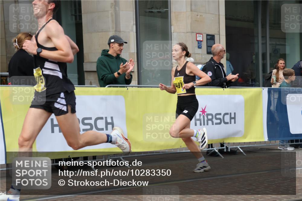 13.09.2026 - 21. swb-Marathon Bremen Strokosch-Dieckow http://msf.ph/oto/10283350 13.09.2026 10:33:37 Ziel 10797, 13541, 10366, 10475, 11059, 11481, 11652, 12459, 13530 meine-sportfotos.de