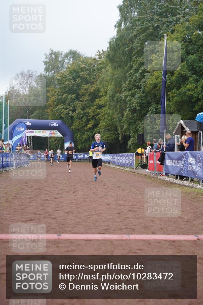13.09.2026 - Airport Race Dennis Weichert http://msf.ph/oto/10283472 13.09.2026 10:23:40 Ziel 5203 meine-sportfotos.de