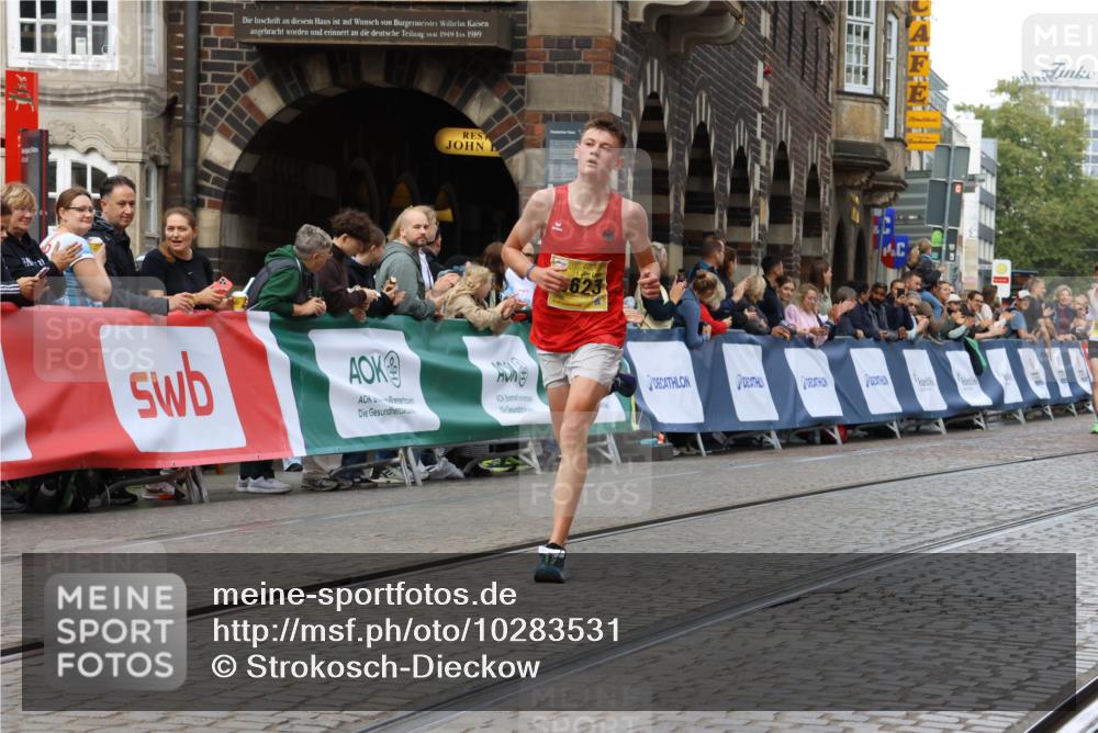 13.09.2026 - 21. swb-Marathon Bremen Strokosch-Dieckow http://msf.ph/oto/10283531 13.09.2026 10:29:49 Ziel 11234, 13517, 13542, 13557, 13623 meine-sportfotos.de