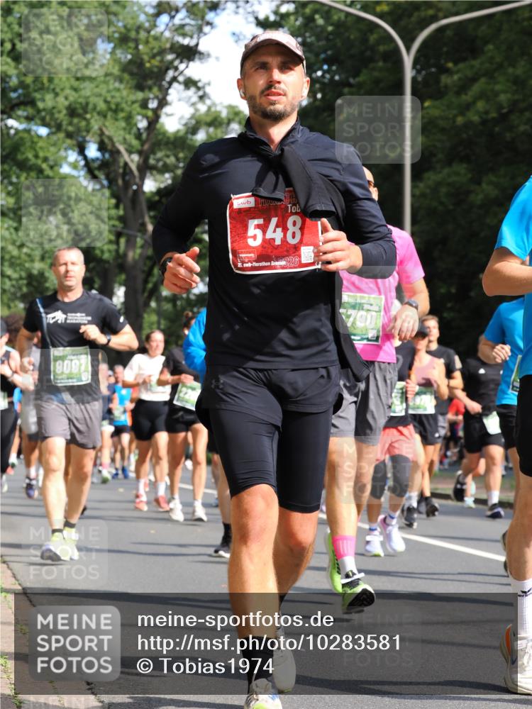 13.09.2026 - 21. swb-Marathon Bremen TobiasT http://msf.ph/oto/10283581 13.09.2026 12:05:30 Laufen 9097, 548, 21, 026, 790 meine-sportfotos.de