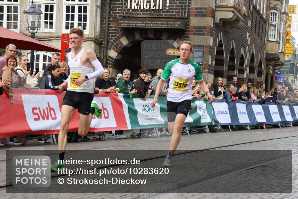 13.09.2026 - 21. swb-Marathon Bremen Strokosch-Dieckow http://msf.ph/oto/10283620 13.09.2026 10:29:53 Ziel 11234, 13510, 13517, 13542, 13557, 13579, 13623 meine-sportfotos.de