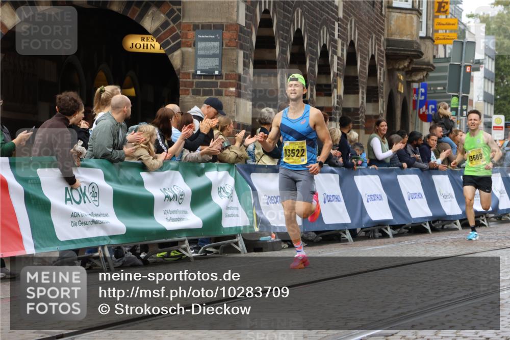 13.09.2026 - 21. swb-Marathon Bremen Strokosch-Dieckow http://msf.ph/oto/10283709 13.09.2026 10:30:25 Ziel 13561, 12458, 13603 meine-sportfotos.de