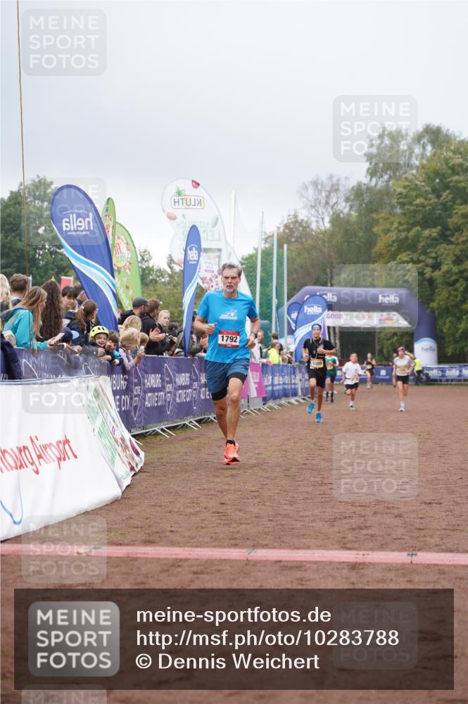 13.09.2026 - Airport Race Dennis Weichert http://msf.ph/oto/10283788 13.09.2026 10:24:04 Ziel 1792, 5020, 5127, 5136, 5298, 5340, 5369, 5370, 5447 meine-sportfotos.de