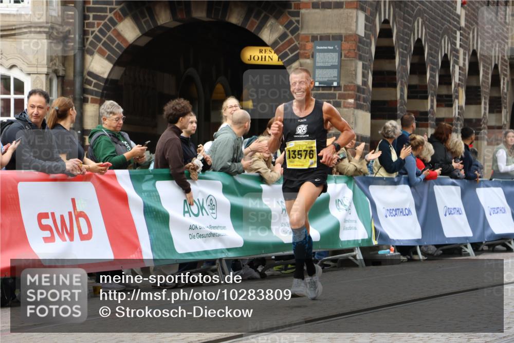 13.09.2026 - 21. swb-Marathon Bremen Strokosch-Dieckow http://msf.ph/oto/10283809 13.09.2026 10:30:30 Ziel 13522, 13561, 13569, 13576, 12458, 13603 meine-sportfotos.de