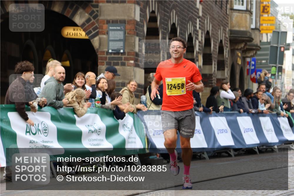 13.09.2026 - 21. swb-Marathon Bremen Strokosch-Dieckow http://msf.ph/oto/10283885 13.09.2026 10:30:48 Ziel 13569, 13576, 13603, 13537, 13554, 13572, 13630 meine-sportfotos.de