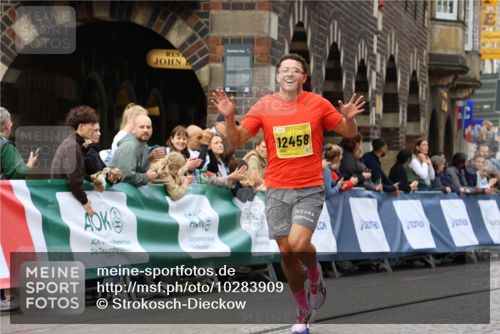 13.09.2026 - 21. swb-Marathon Bremen Strokosch-Dieckow http://msf.ph/oto/10283909 13.09.2026 10:30:48 Ziel 13569, 13576, 13603, 13537, 13554, 13572, 13630 meine-sportfotos.de