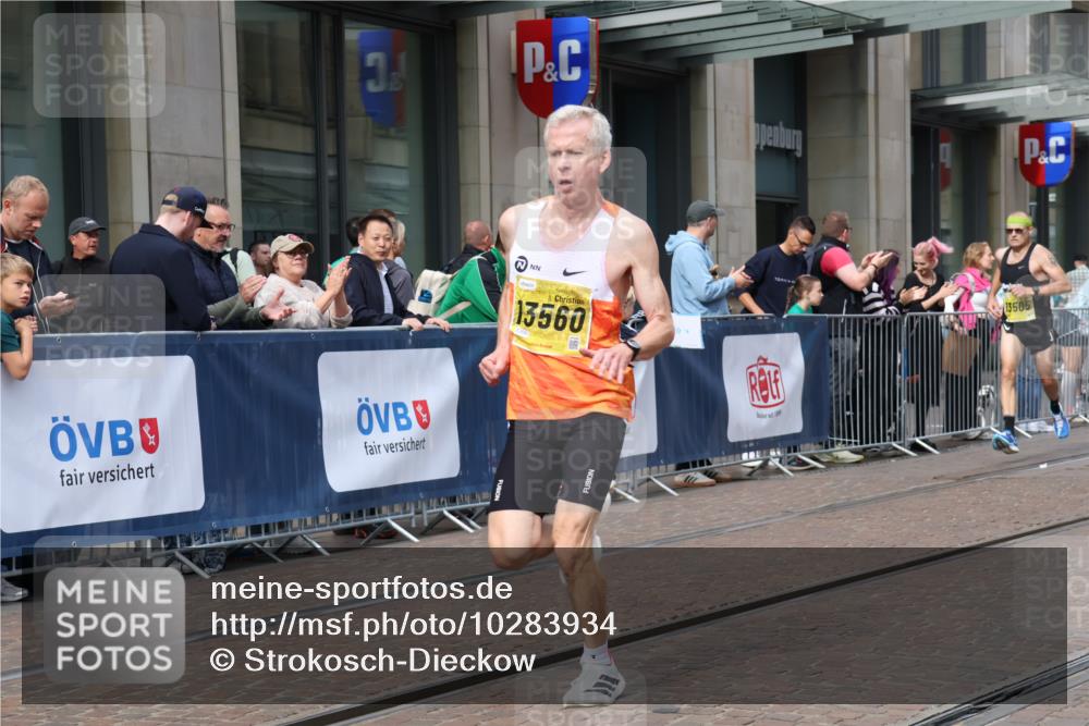 13.09.2026 - 21. swb-Marathon Bremen Strokosch-Dieckow http://msf.ph/oto/10283934 13.09.2026 10:35:05 Ziel 10994, 11068, 11176, 11345, 11512, 12289, 13514, 13540, 13583, 13590, 13619, 10261, 10262, 11197, 11964, 12358, 12413, 12540, 13505, 13560, 13588, 13601, 13625 meine-sportfotos.de
