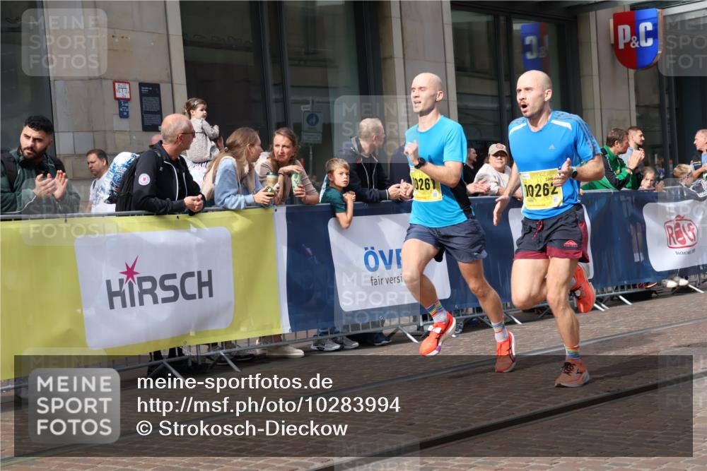 13.09.2026 - 21. swb-Marathon Bremen Strokosch-Dieckow http://msf.ph/oto/10283994 13.09.2026 10:35:11 Ziel 10994, 11068, 11176, 11345, 11512, 12289, 13514, 13540, 13583, 13590, 13619, 10261, 10262, 11197, 11964, 13505, 13560, 13588, 13601, 13625 meine-sportfotos.de