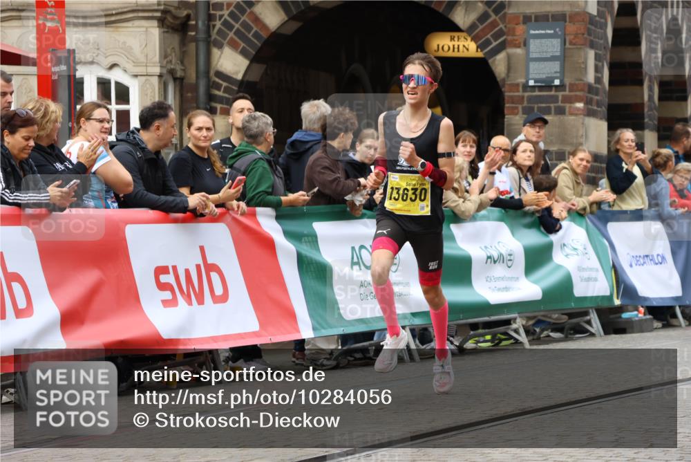 13.09.2026 - 21. swb-Marathon Bremen Strokosch-Dieckow http://msf.ph/oto/10284056 13.09.2026 10:31:08 Ziel 12458, 13537, 13554, 13630, 13571 meine-sportfotos.de