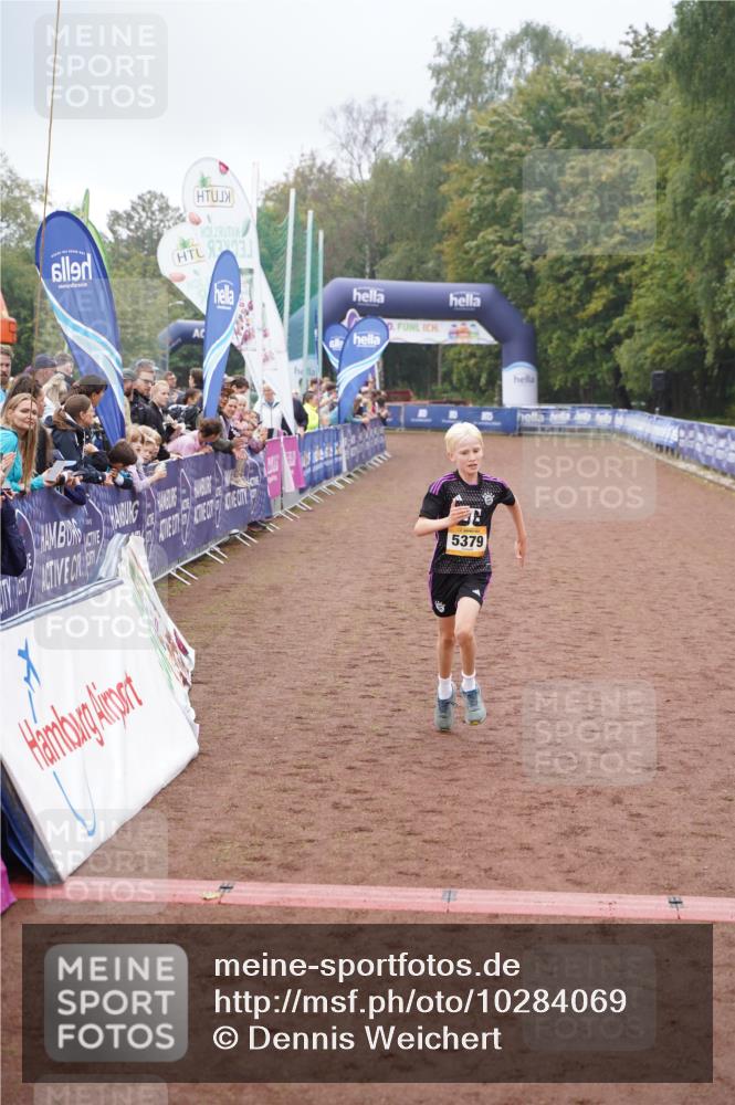 13.09.2026 - Airport Race Dennis Weichert http://msf.ph/oto/10284069 13.09.2026 10:24:58 Ziel 5379, 5465 meine-sportfotos.de