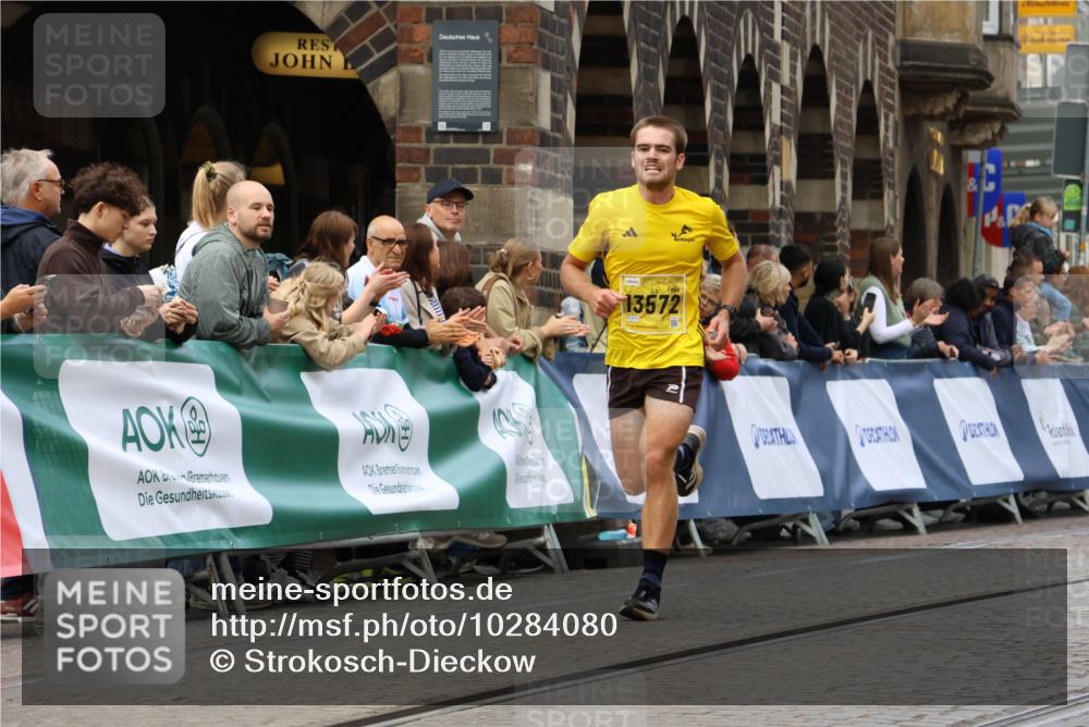 13.09.2026 - 21. swb-Marathon Bremen Strokosch-Dieckow http://msf.ph/oto/10284080 13.09.2026 10:31:14 Ziel 13537, 13554, 13572, 13630, 13571 meine-sportfotos.de