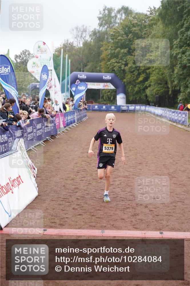 13.09.2026 - Airport Race Dennis Weichert http://msf.ph/oto/10284084 13.09.2026 10:24:58 Ziel 5379, 5465 meine-sportfotos.de