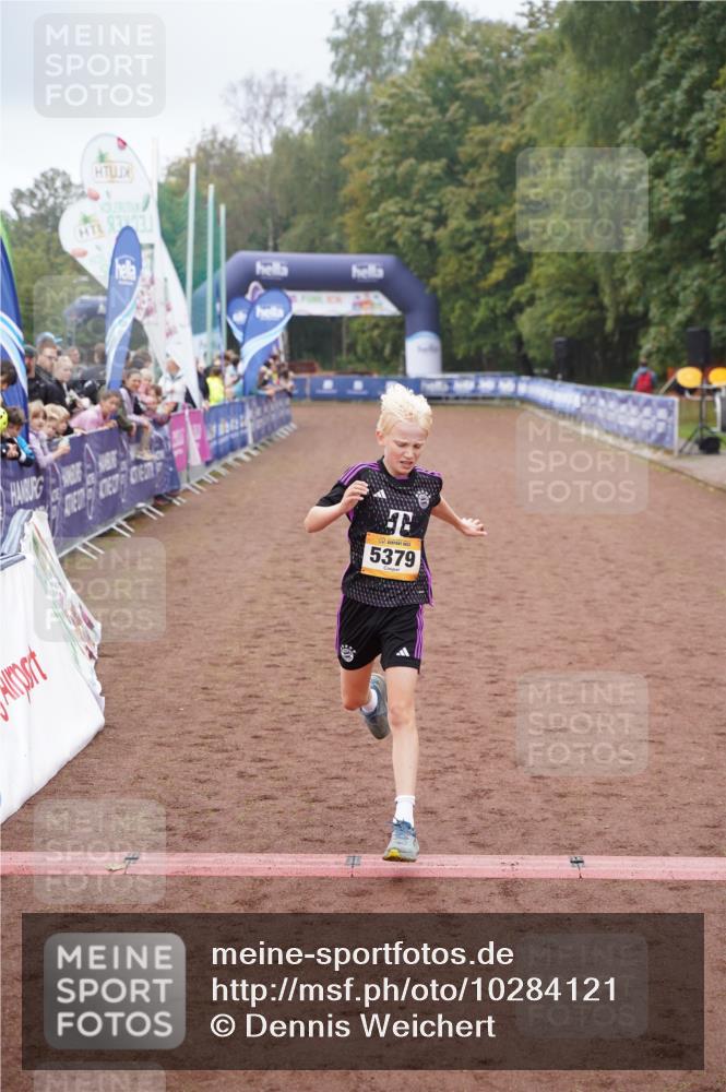 13.09.2026 - Airport Race Dennis Weichert http://msf.ph/oto/10284121 13.09.2026 10:24:59 Ziel 5379, 5465 meine-sportfotos.de