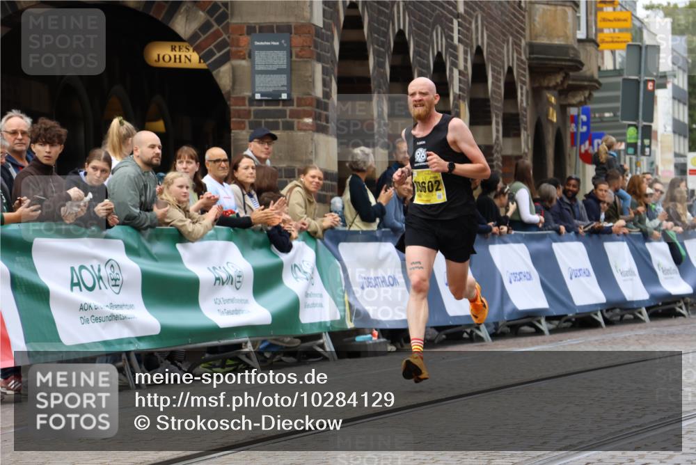 13.09.2026 - 21. swb-Marathon Bremen Strokosch-Dieckow http://msf.ph/oto/10284129 13.09.2026 10:31:17 Ziel 13537, 13554, 13572, 13630, 13504, 13571 meine-sportfotos.de