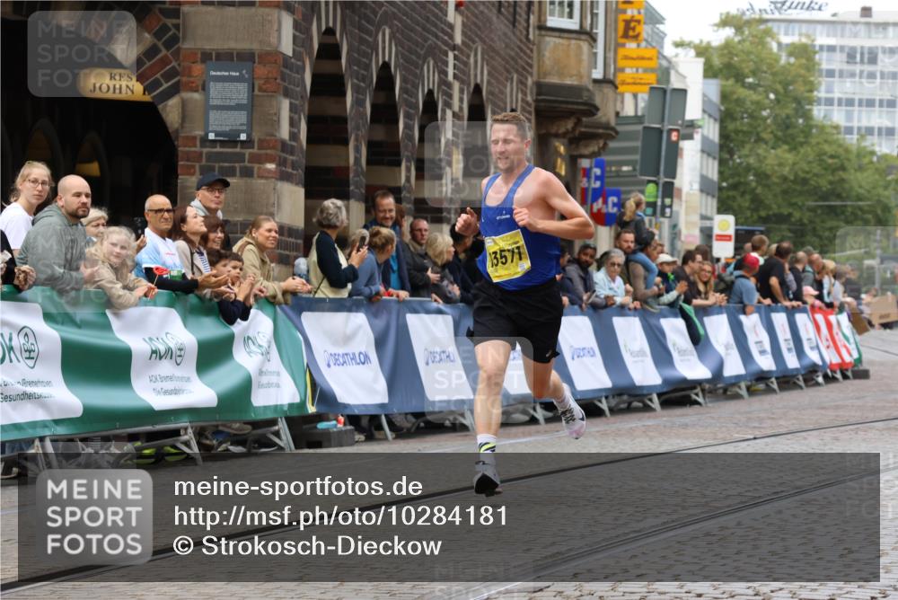 13.09.2026 - 21. swb-Marathon Bremen Strokosch-Dieckow http://msf.ph/oto/10284181 13.09.2026 10:31:29 Ziel 13572, 13602, 13504, 13643 meine-sportfotos.de