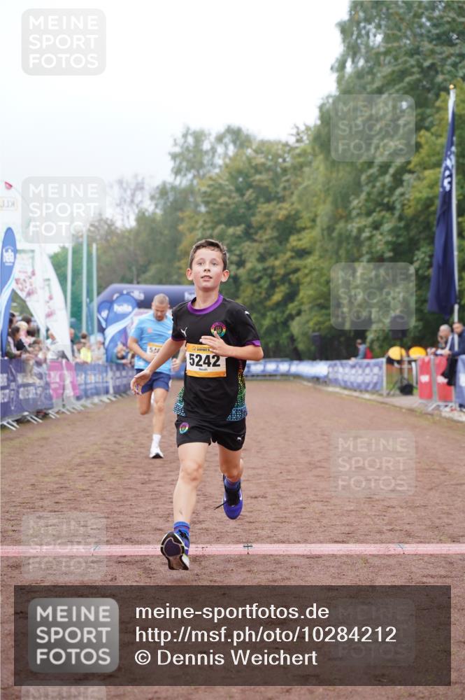 13.09.2026 - Airport Race Dennis Weichert http://msf.ph/oto/10284212 13.09.2026 10:25:22 Ziel 382, 5095, 5242, 5469 meine-sportfotos.de