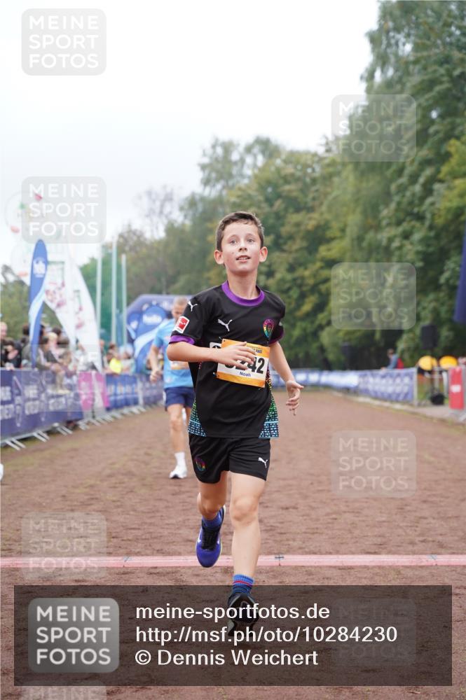13.09.2026 - Airport Race Dennis Weichert http://msf.ph/oto/10284230 13.09.2026 10:25:23 Ziel 382, 5095, 5242, 5469 meine-sportfotos.de