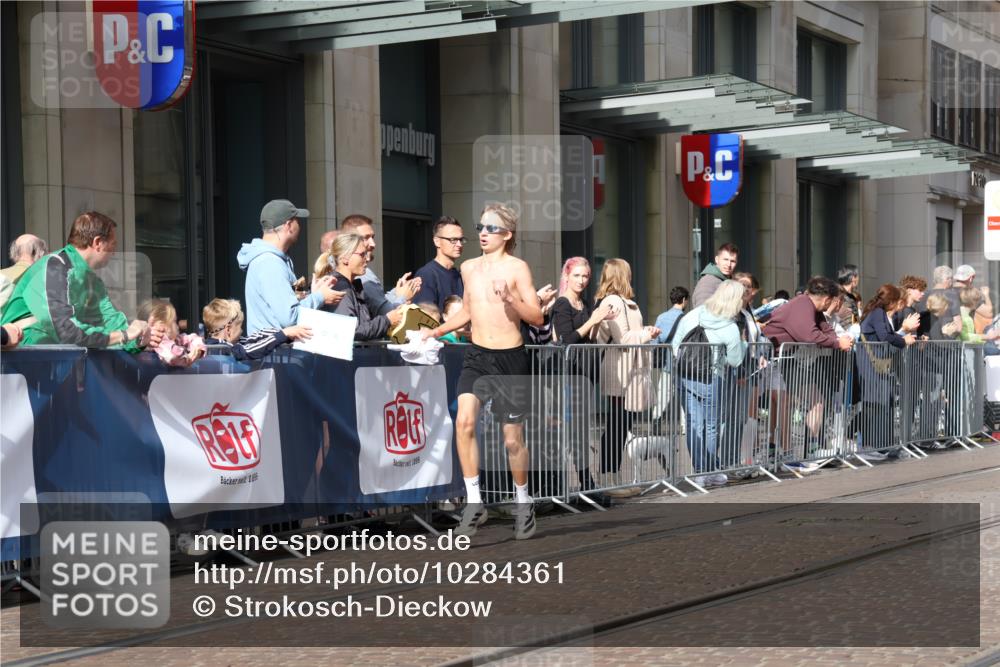 13.09.2026 - 21. swb-Marathon Bremen Strokosch-Dieckow http://msf.ph/oto/10284361 13.09.2026 10:36:14 Ziel 11916, 12456, 13548, 13575, 10244, 11067, 12324, 12513, 13534 meine-sportfotos.de