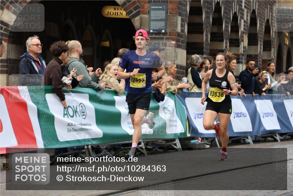 13.09.2026 - 21. swb-Marathon Bremen Strokosch-Dieckow http://msf.ph/oto/10284363 13.09.2026 10:32:02 Ziel 13504, 13533, 13536, 13643, 13543, 13582, 13632 meine-sportfotos.de