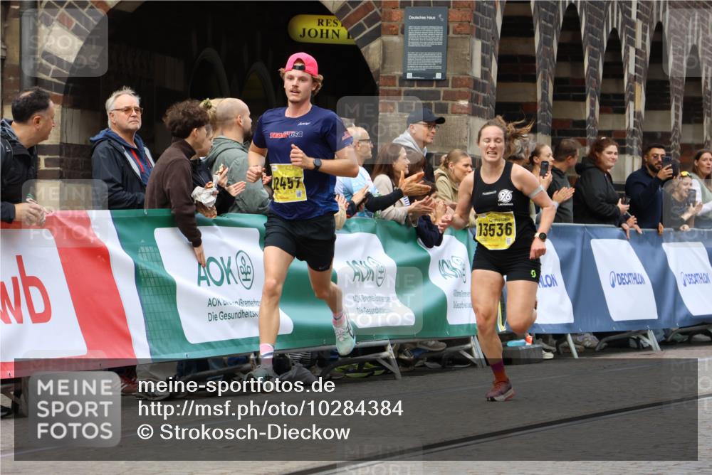 13.09.2026 - 21. swb-Marathon Bremen Strokosch-Dieckow http://msf.ph/oto/10284384 13.09.2026 10:32:02 Ziel 13504, 13533, 13536, 13643, 13543, 13582, 13632 meine-sportfotos.de