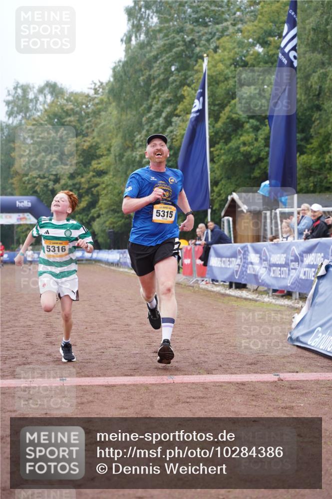 13.09.2026 - Airport Race Dennis Weichert http://msf.ph/oto/10284386 13.09.2026 10:25:34 Ziel 5315, 5316 meine-sportfotos.de