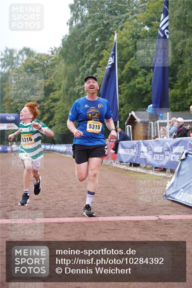 13.09.2026 - Airport Race Dennis Weichert http://msf.ph/oto/10284392 13.09.2026 10:25:34 Ziel 5315, 5316 meine-sportfotos.de