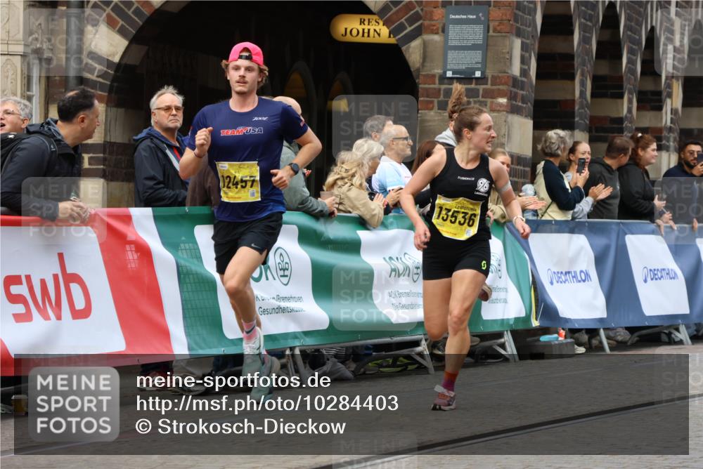 13.09.2026 - 21. swb-Marathon Bremen Strokosch-Dieckow http://msf.ph/oto/10284403 13.09.2026 10:32:02 Ziel 13504, 13533, 13536, 13643, 13543, 13582, 13632 meine-sportfotos.de