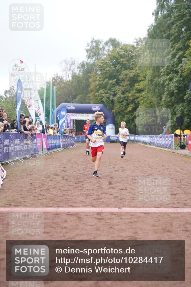 13.09.2026 - Airport Race Dennis Weichert http://msf.ph/oto/10284417 13.09.2026 10:25:45 Ziel 5139, 5346, 5414 meine-sportfotos.de