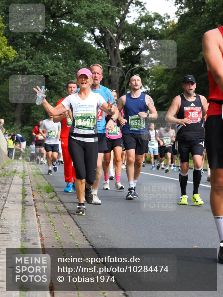13.09.2026 - 21. swb-Marathon Bremen TobiasT http://msf.ph/oto/10284474 13.09.2026 12:09:11 Laufen 4991, 9491, 5528, 4832, 765 meine-sportfotos.de