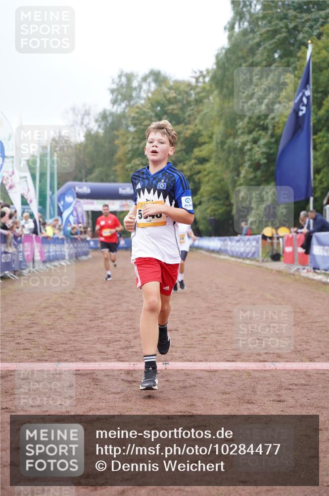 13.09.2026 - Airport Race Dennis Weichert http://msf.ph/oto/10284477 13.09.2026 10:25:46 Ziel 5139, 5346, 5414 meine-sportfotos.de