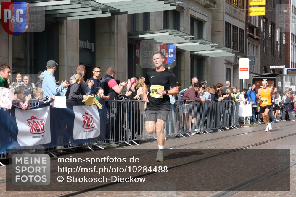 13.09.2026 - 21. swb-Marathon Bremen Strokosch-Dieckow http://msf.ph/oto/10284488 13.09.2026 10:36:32 Ziel 11738, 12456, 12520, 13606, 11916, 12324, 12513, 13548, 13575 meine-sportfotos.de