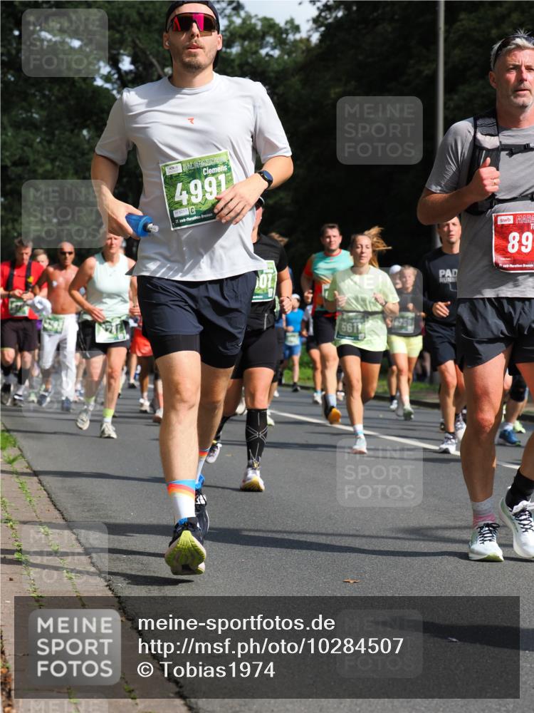 13.09.2026 - 21. swb-Marathon Bremen TobiasT http://msf.ph/oto/10284507 13.09.2026 12:09:17 Laufen 4991, 9251, 21, 561, 625, 89, 21 meine-sportfotos.de