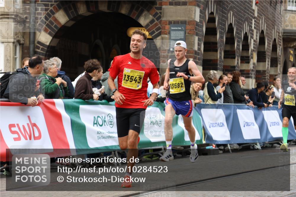 13.09.2026 - 21. swb-Marathon Bremen Strokosch-Dieckow http://msf.ph/oto/10284523 13.09.2026 10:32:16 Ziel 12457, 13533, 13536, 13543, 13573, 13618, 13524, 13564, 13638, 13639 meine-sportfotos.de