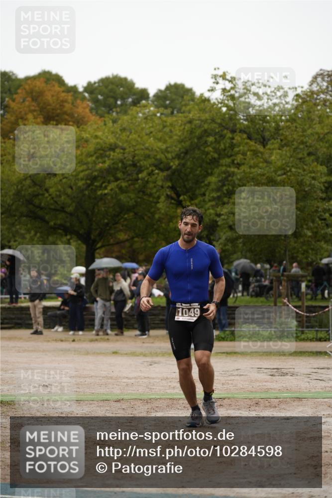 13.09.2026 - Stadtparktriathlon Patografie http://msf.ph/oto/10284598 13.09.2026 13:05:05 Ziel 887, 1049 meine-sportfotos.de