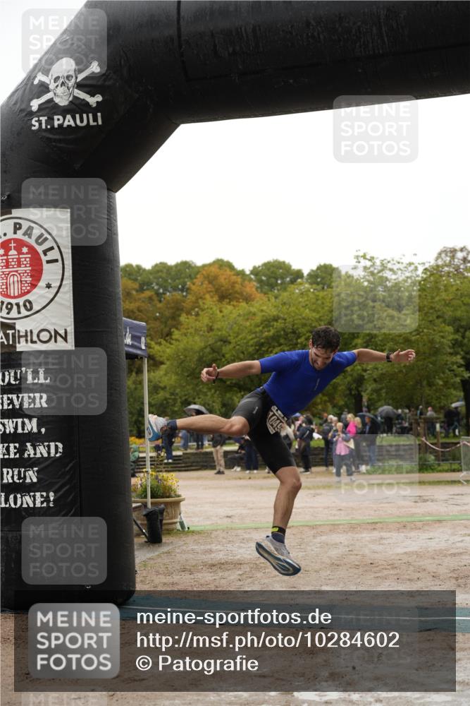 13.09.2026 - Stadtparktriathlon Patografie http://msf.ph/oto/10284602 13.09.2026 13:05:06 Ziel 887, 1049 meine-sportfotos.de