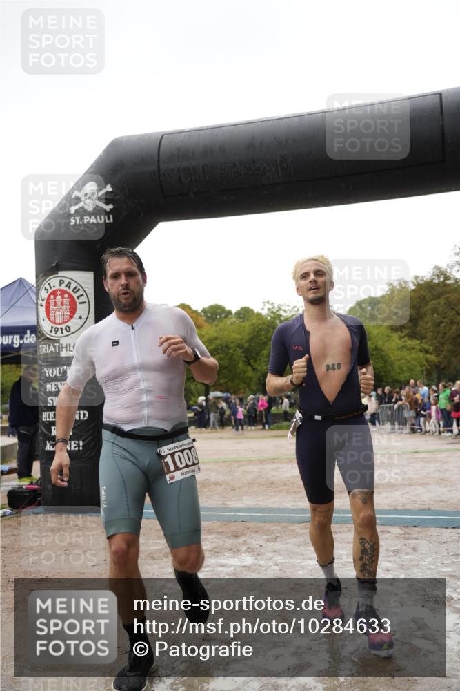 13.09.2026 - Stadtparktriathlon Patografie http://msf.ph/oto/10284633 13.09.2026 13:05:24 Ziel 981, 1008, 1011, 1026, 1047 meine-sportfotos.de