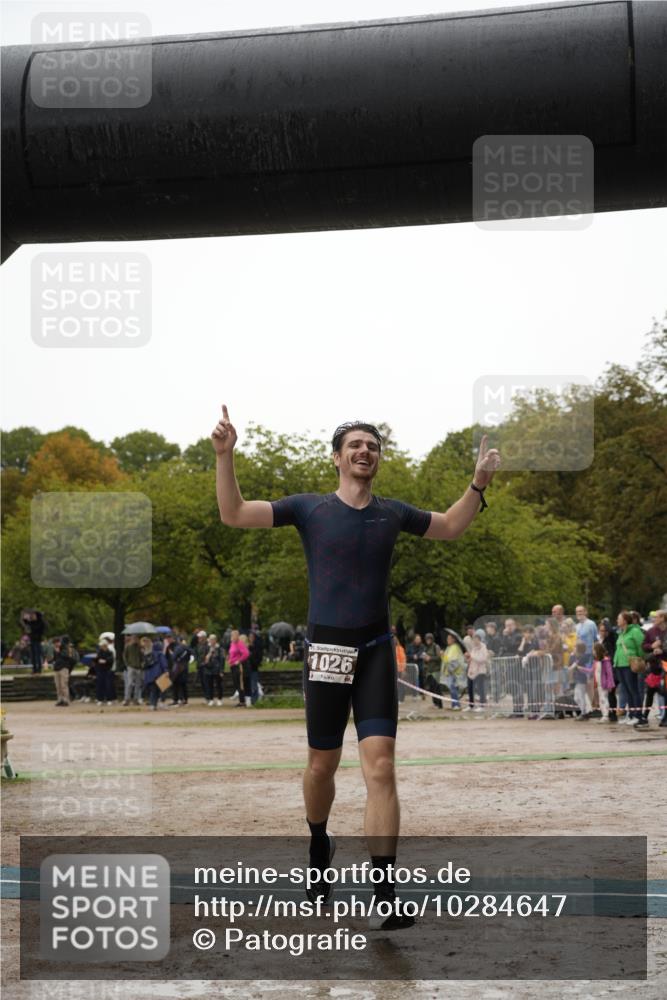 13.09.2026 - Stadtparktriathlon Patografie http://msf.ph/oto/10284647 13.09.2026 13:05:28 Ziel 981, 1008, 1011, 1016, 1026 meine-sportfotos.de