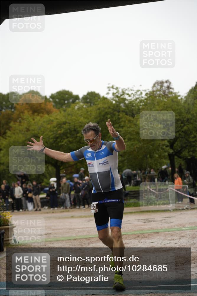 13.09.2026 - Stadtparktriathlon Patografie http://msf.ph/oto/10284685 13.09.2026 13:05:48 Ziel 1055 meine-sportfotos.de
