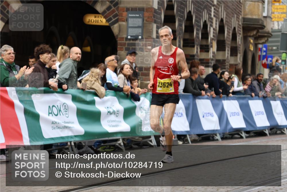 13.09.2026 - 21. swb-Marathon Bremen Strokosch-Dieckow http://msf.ph/oto/10284719 13.09.2026 10:32:39 Ziel 13564, 13638, 13639, 13550, 13581, 13599, 13622 meine-sportfotos.de