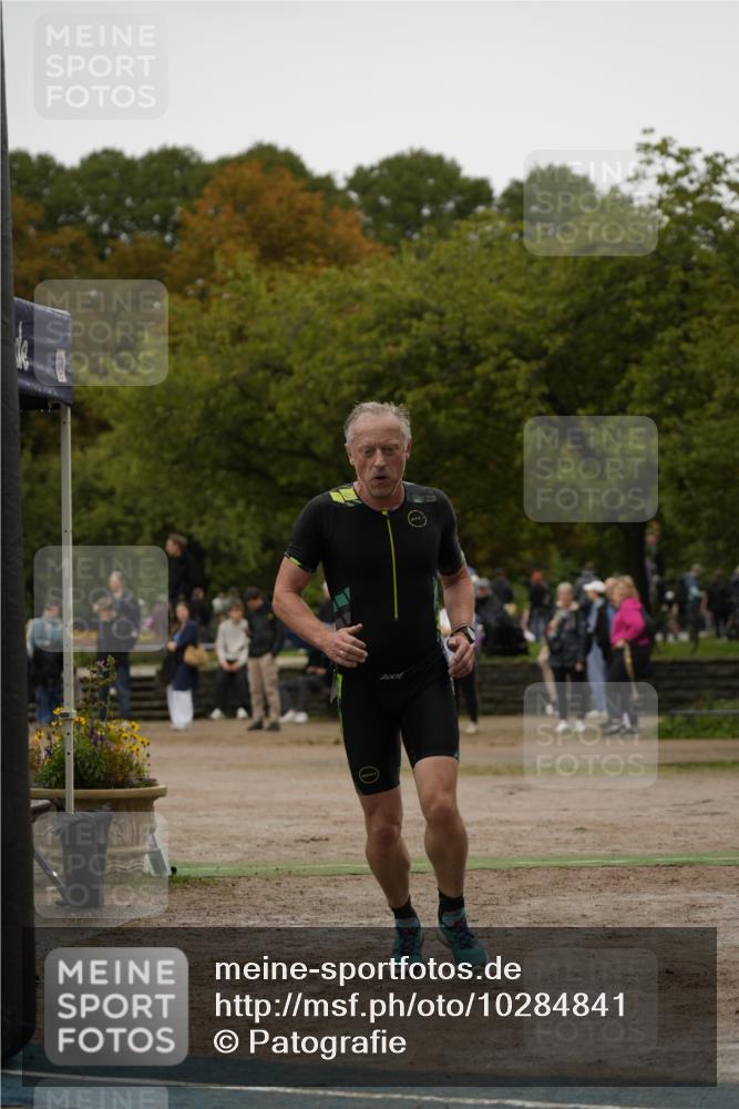 13.09.2026 - Stadtparktriathlon Patografie http://msf.ph/oto/10284841 13.09.2026 13:08:44 Ziel 977 meine-sportfotos.de