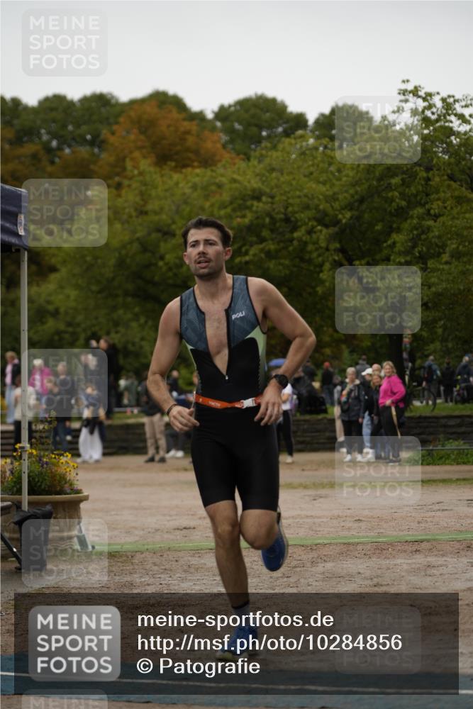 13.09.2026 - Stadtparktriathlon Patografie http://msf.ph/oto/10284856 13.09.2026 13:09:21 Ziel 1056 meine-sportfotos.de