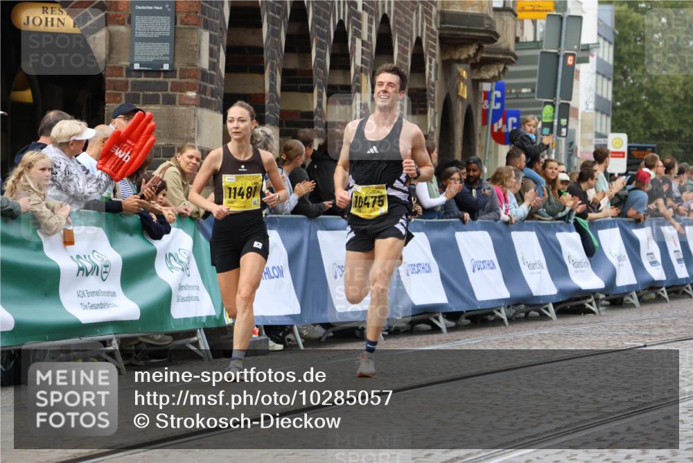 13.09.2026 - 21. swb-Marathon Bremen Strokosch-Dieckow http://msf.ph/oto/10285057 13.09.2026 10:33:45 Ziel 10366, 11059, 11652, 10797, 13541 meine-sportfotos.de