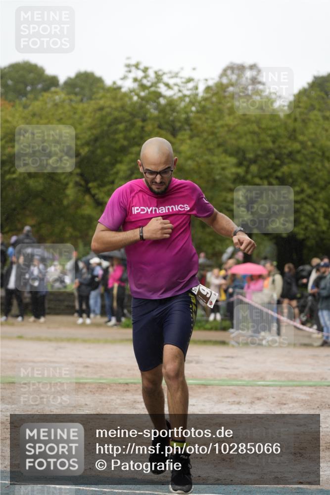 13.09.2026 - Stadtparktriathlon Patografie http://msf.ph/oto/10285066 13.09.2026 13:15:25 Ziel 954, 1111 meine-sportfotos.de